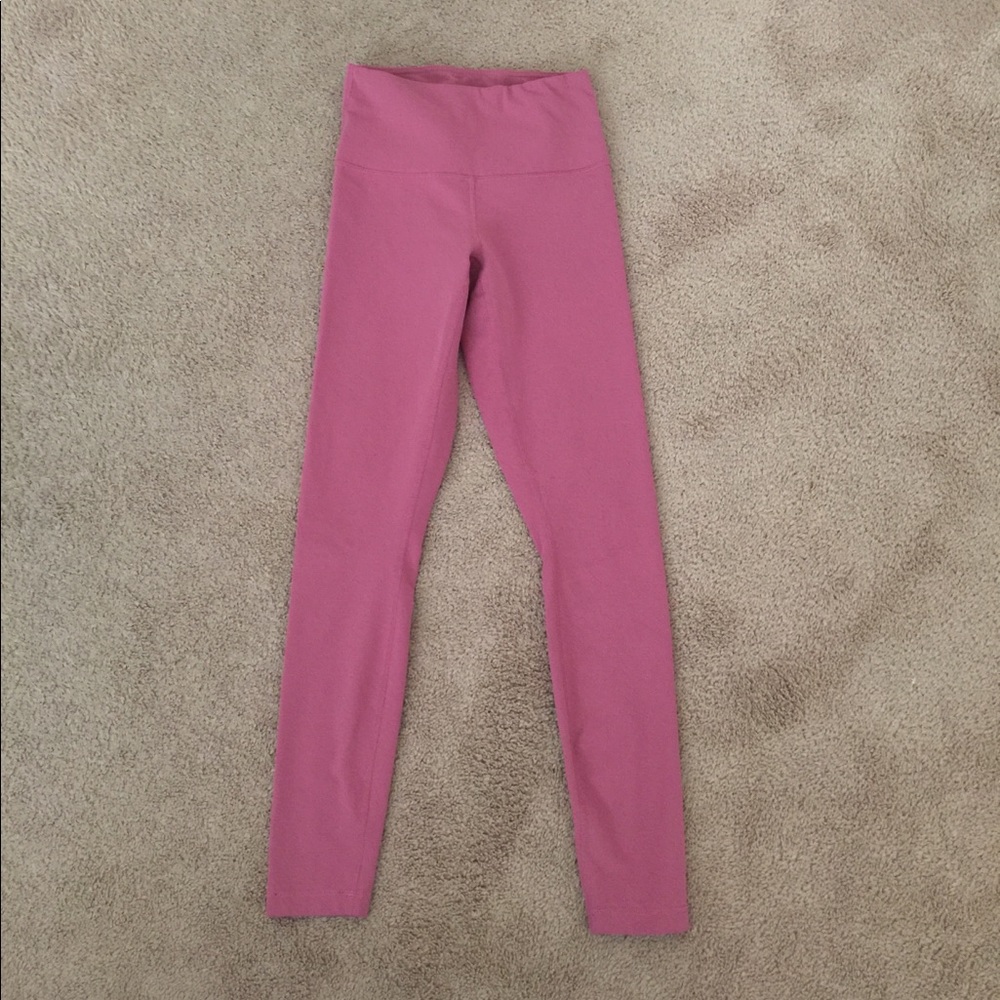 High waisted pink leggings